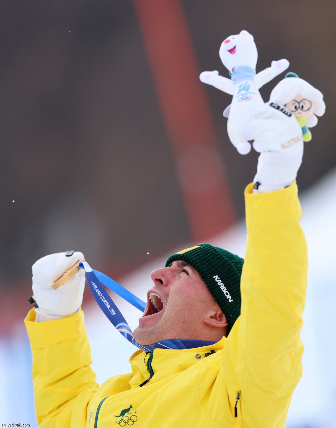 وودز يحصد الذهب